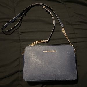 Jet Set Large Saffiano Crossbody Bag